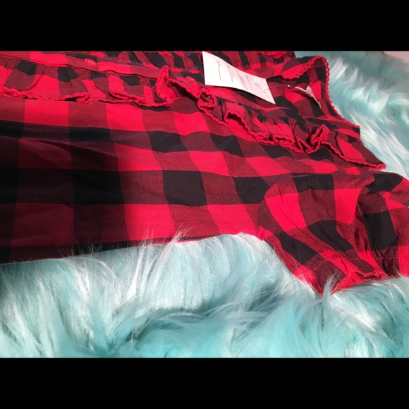 New!! MLNY top with perfect color combination - Picture 5 of 5